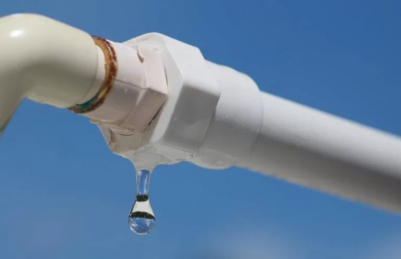 Hệ thống nước bị rò rỉ khiến cho giảm áp nước